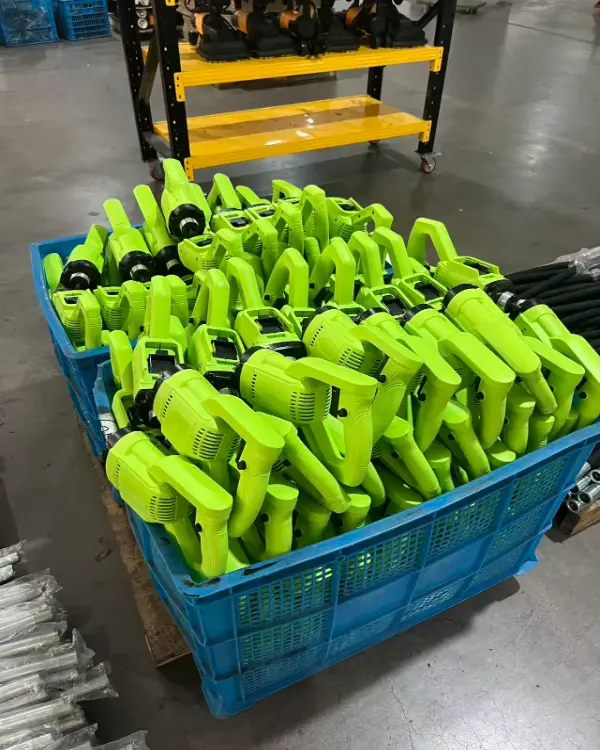 Afrikadakı inşaatçılar niyə JOINTSEN beton vibrator avadanlığını seçirlər?